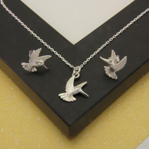 hummingbird pendant and earrings set ss 1
