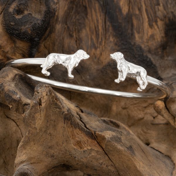 open silver labrador bangle by Simon Kemp with dogs facing each other at each end.