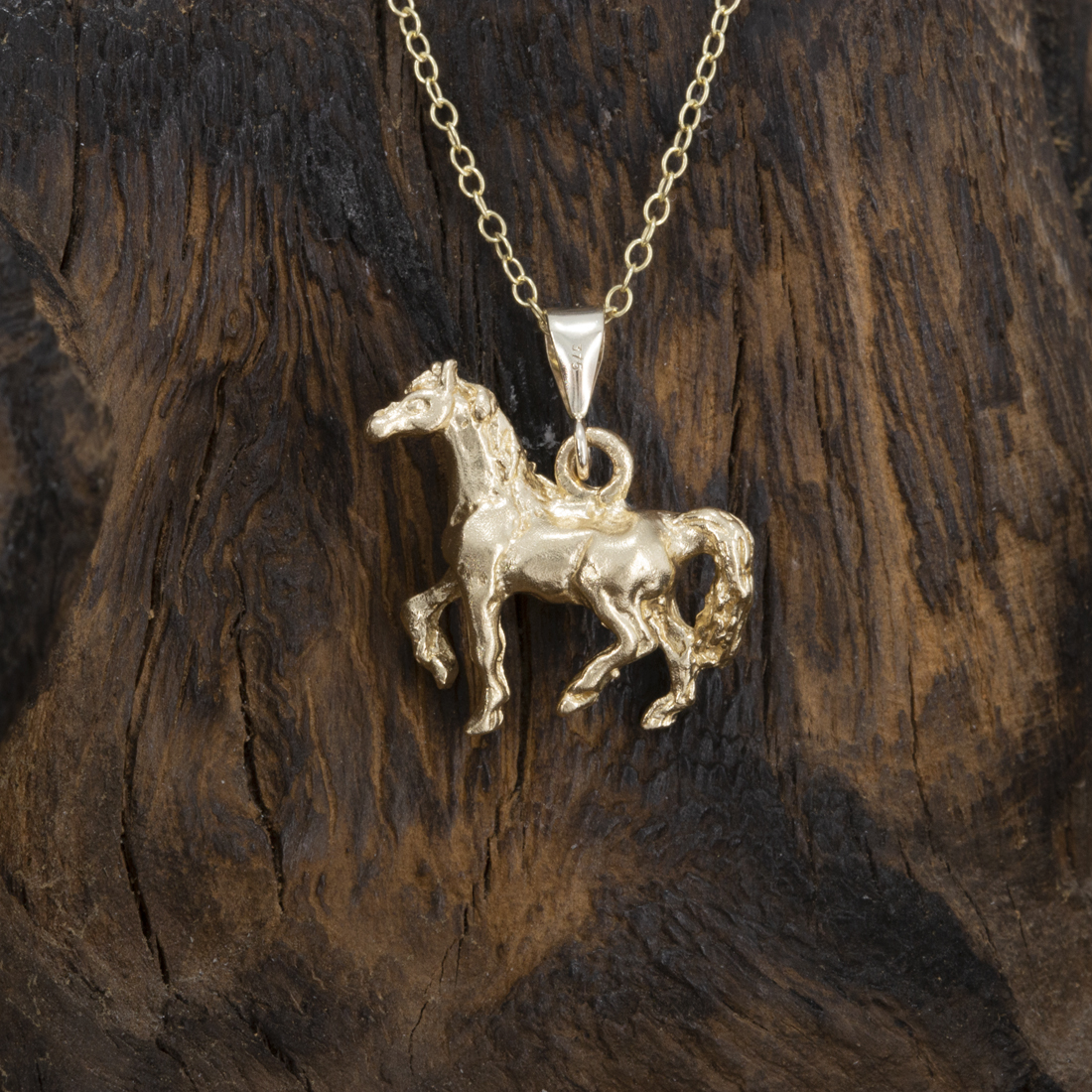 Buy Happy Kisses Horse Necklace – Horse Gift for Horseback Riders – Cute  Outline Pendant for Women & Girls - Sweet Message Card (Rose Gold) at  Amazon.in