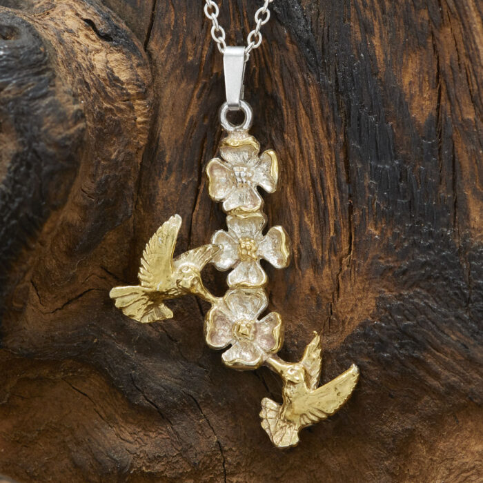 Hummingbird and Roses Pendant 18ct Gold on Silver