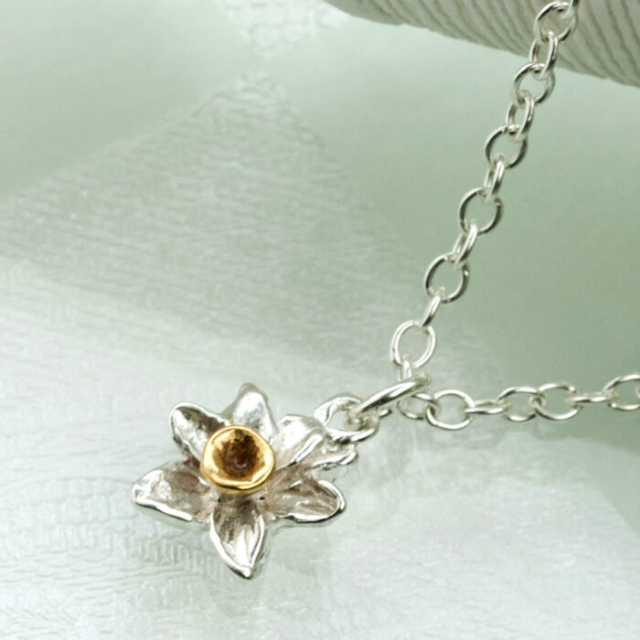 Small Daffodil Pendant